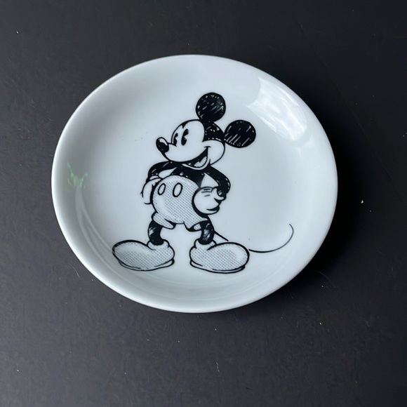 Joshua Vides x Uniqlo Monochrome Mickey Small Plate - Picture 1 of 2